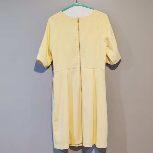 A-line Fitted Vince Camuto knee-length Dress - Picture 2 of 5